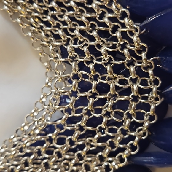 The Skyline Collection Blue Sparkle Faceted Bead Necklace - Picture 5 of 6